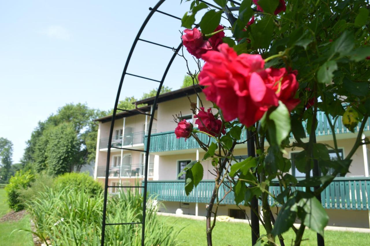 Landhaus Riedl บาดฟึสซิง ภายนอก รูปภาพ